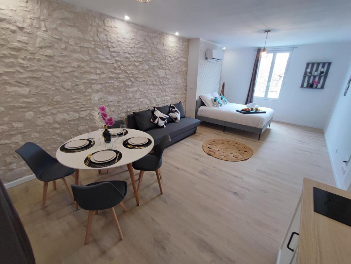 Le Studio Orchidee Apartment แซ็ง-เตญ็อง ภายนอก รูปภาพ