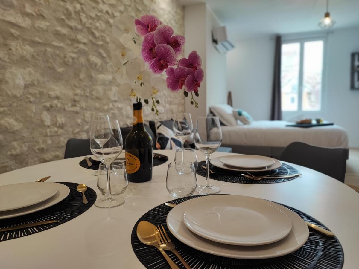 Le Studio Orchidee Apartment แซ็ง-เตญ็อง ภายนอก รูปภาพ
